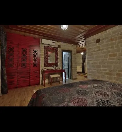 Elevres Stone House 酒店 于尔居普