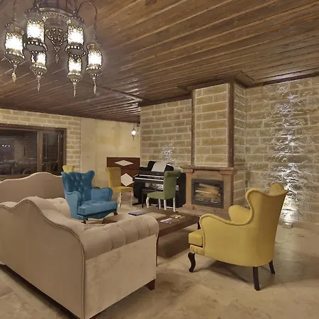 Elevres Stone House Отель Ургуп