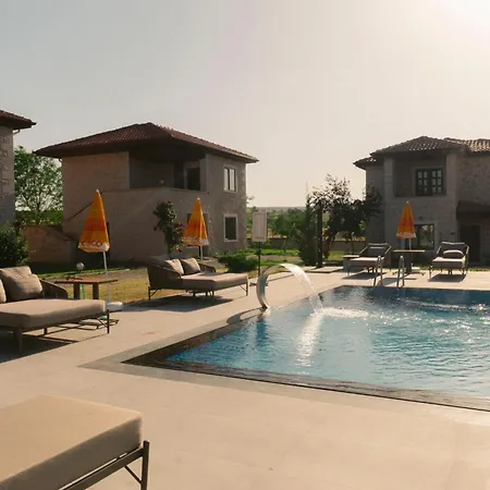 Elevres Stone House Отель