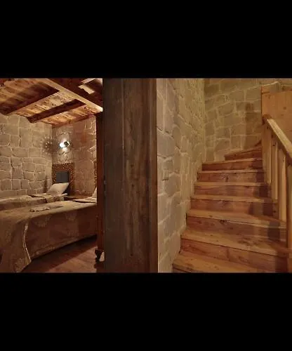 Elevres Stone House Hotel