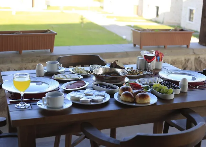 Hotel Elevres Stone House 4*