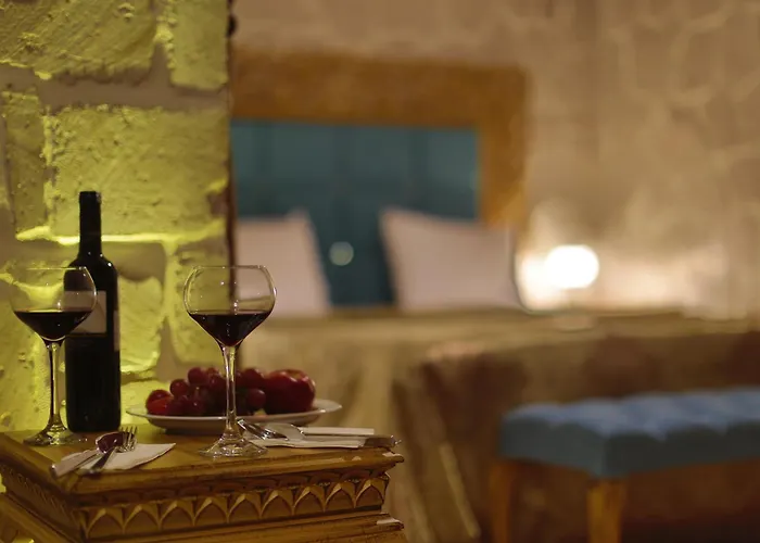 Elevres Stone House Hotel